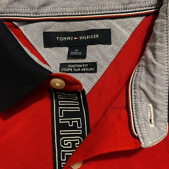 Tommy Hilfiger Custom Fit Polo - Picture 2 of 4